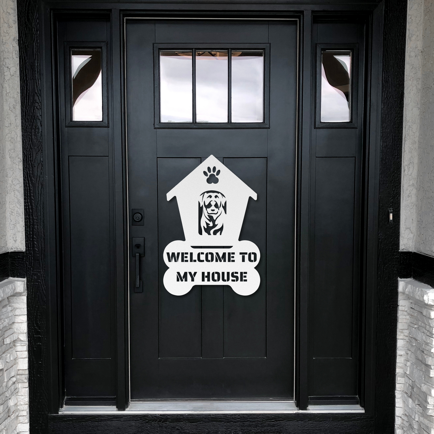 Rottweiler Welcome Dog House Metal Sign: A Warm Greeting for Your Home