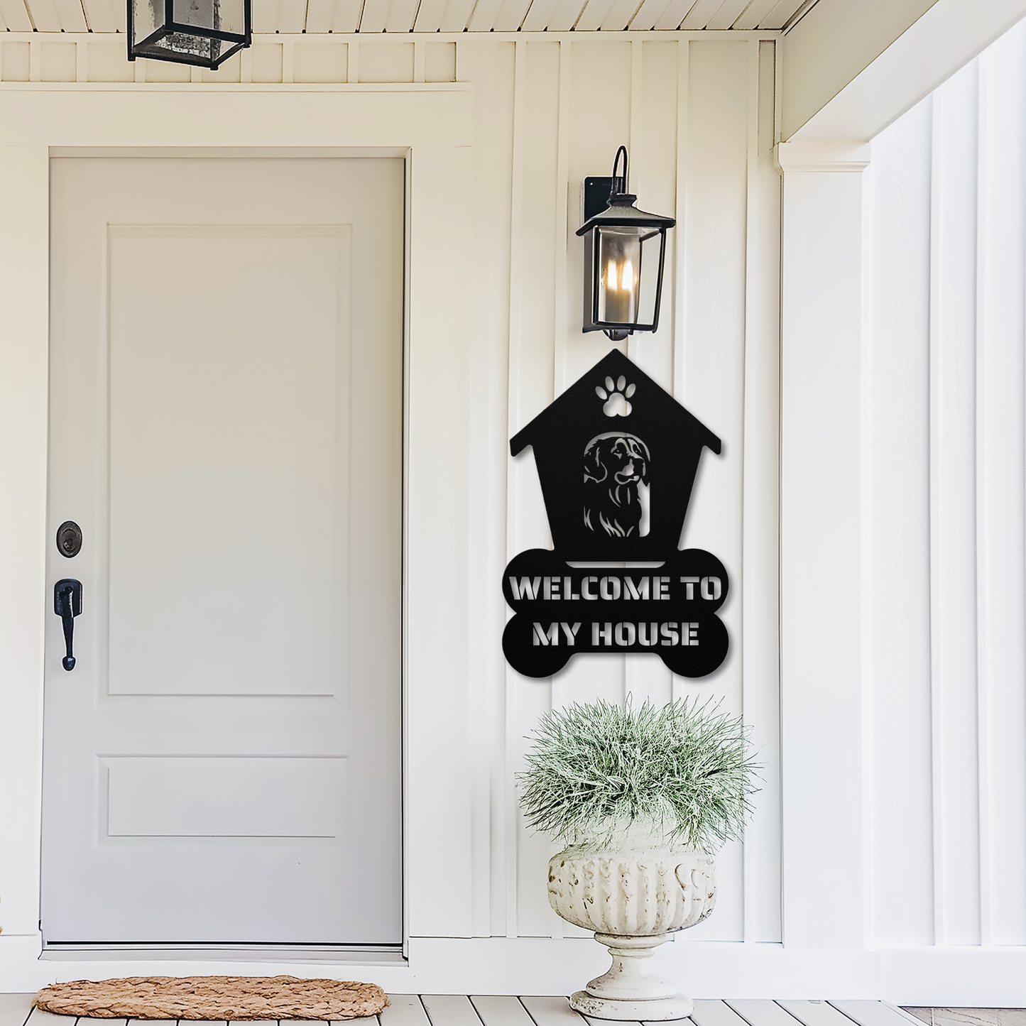 Golden Retriever Welcome Dog House Metal Sign: A Warm Greeting for Your Home