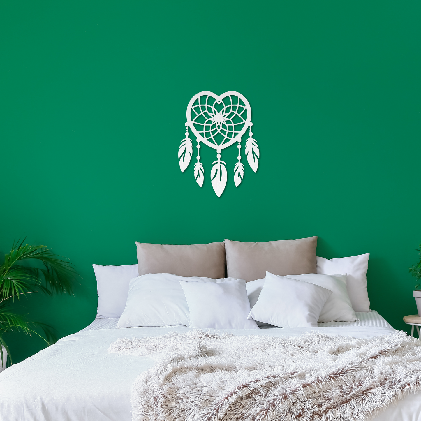 Heart Dream Catcher Metal Wall Art: Embrace Your Dreams